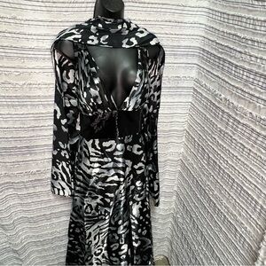 Jovani Black & White Animal Print Maxi Gown w/ Matching Scarf Size 6 NWT beaded